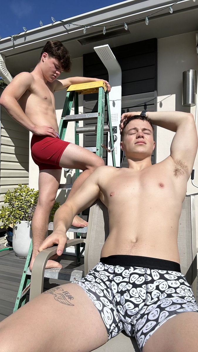 Jackexclusivex's tweet photo. Rt &amp; reply for a spicy 0F pic of my bother and I🥵 @michaeldohertyx #fitness https://t.co/Vg2NoGTyPC