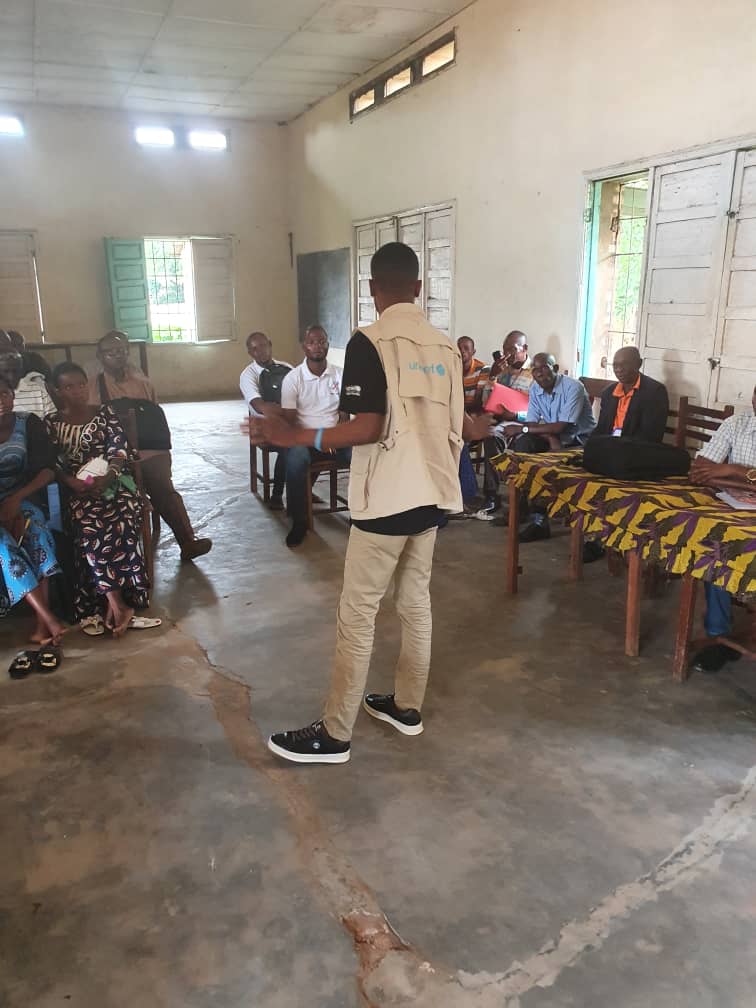 Muambi23's tweet photo. Différents oeuvrant dans la protection de l'enfant à Kananga ont compris l'importance de sondages de @ureport_rdc . Ils ont pris l'engagement d'interagir aux sondages surtout à celui qui sera lancé d'ici là sur le mariage d'enfant 
@SophieChavanel  @UNICEFDRC https://t.co/6OLYT1V0Nc