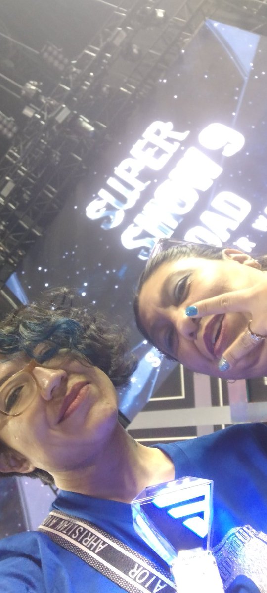VVCASTILLO's tweet photo. Gracias a @RicardoBSalinas y @BancoAzteca por la oportunidad de disfrutar un concierto tan fabuloso 💙 #SuperShow9inMexico #SUPERJUNIOR #SUPERSHOW9 https://t.co/umfdauJYrO