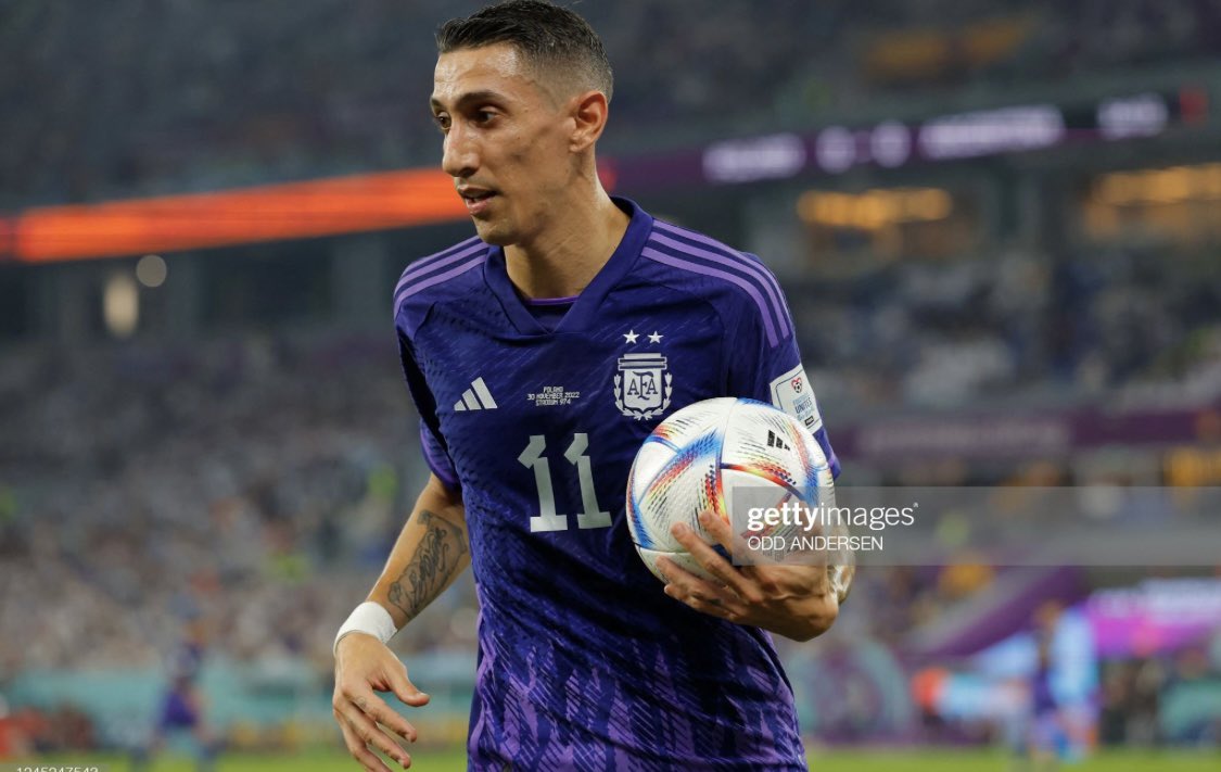 🔈Tras mi paso por <a href="/CierzoEsports/">Cierzo Esports Academy</a>,        BUSCO EQUIPO 🔈

• Posición: CARR-CAI ⚡️
• Plataforma: PS4 🎮
• Disponibilidad: Completa 🔋
• Experiencia: 1a de <a href="/VPG_Spain/">Virtual Pro Gaming España</a> / 
4a de <a href="/VFOspain/">VFO España</a> 
• Micro 🎙️

📩 Cualquier cosa, MD. Se agradece RT. 😉 

<a href="/Ayudas_clubes/">Ayudas Clubes</a> <a href="/_chocolate3000/">AYUDAS FIFA CHOCO3K🐦</a>