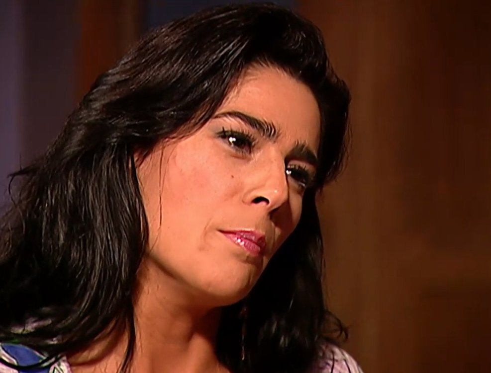 xLaTormenta's tweet photo. #LaTormenta #LaTormentaNova #LT49 Magdalena sufre un shock cuando Michelle le dice que ella es su hermano Miguelón. https://t.co/X58Dl8BdY1