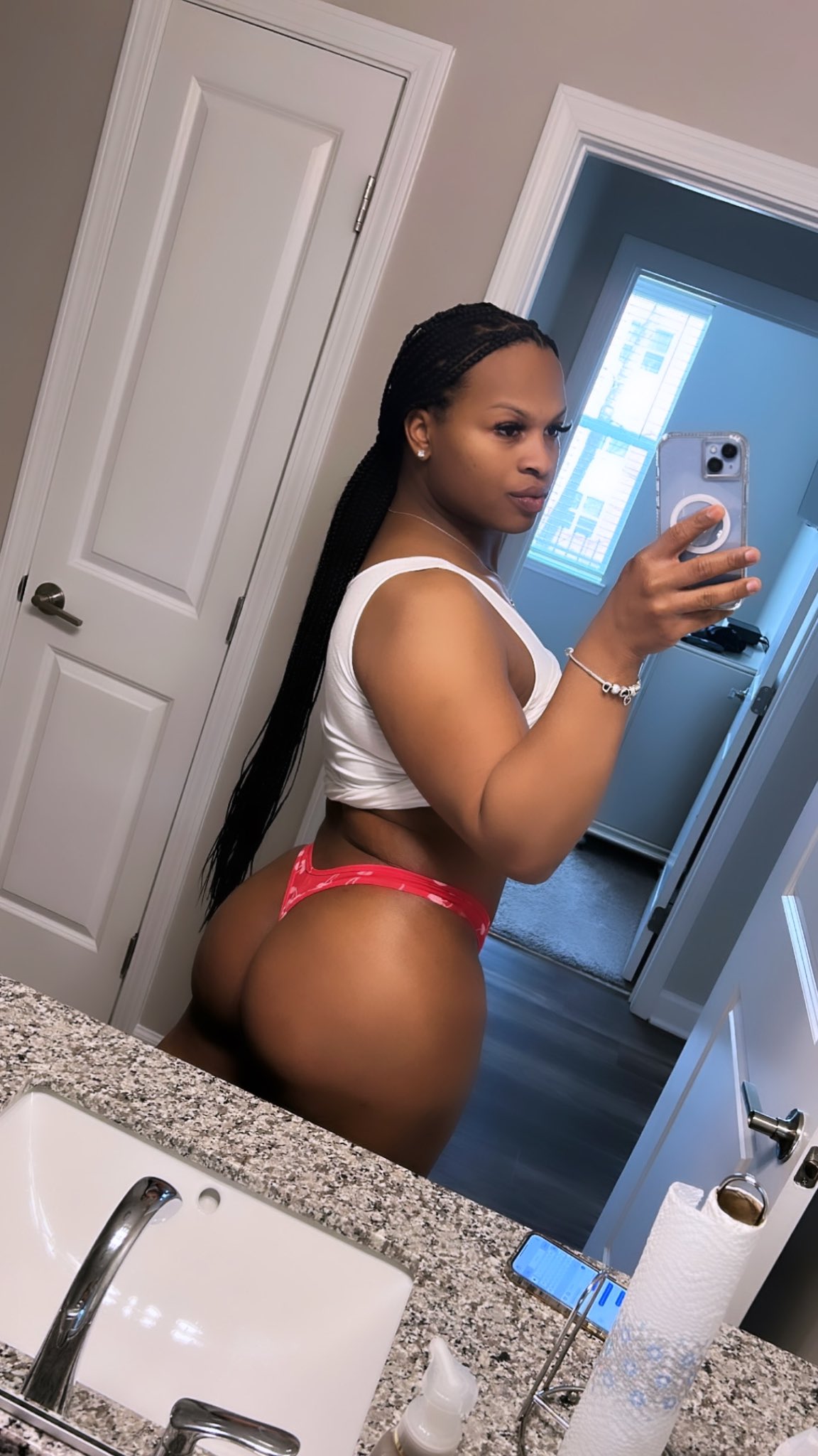 TW Pornstars - Head Huncho 😋. Twitter. His Favorite ❤️. 4:55 PM - 16 Feb  2023