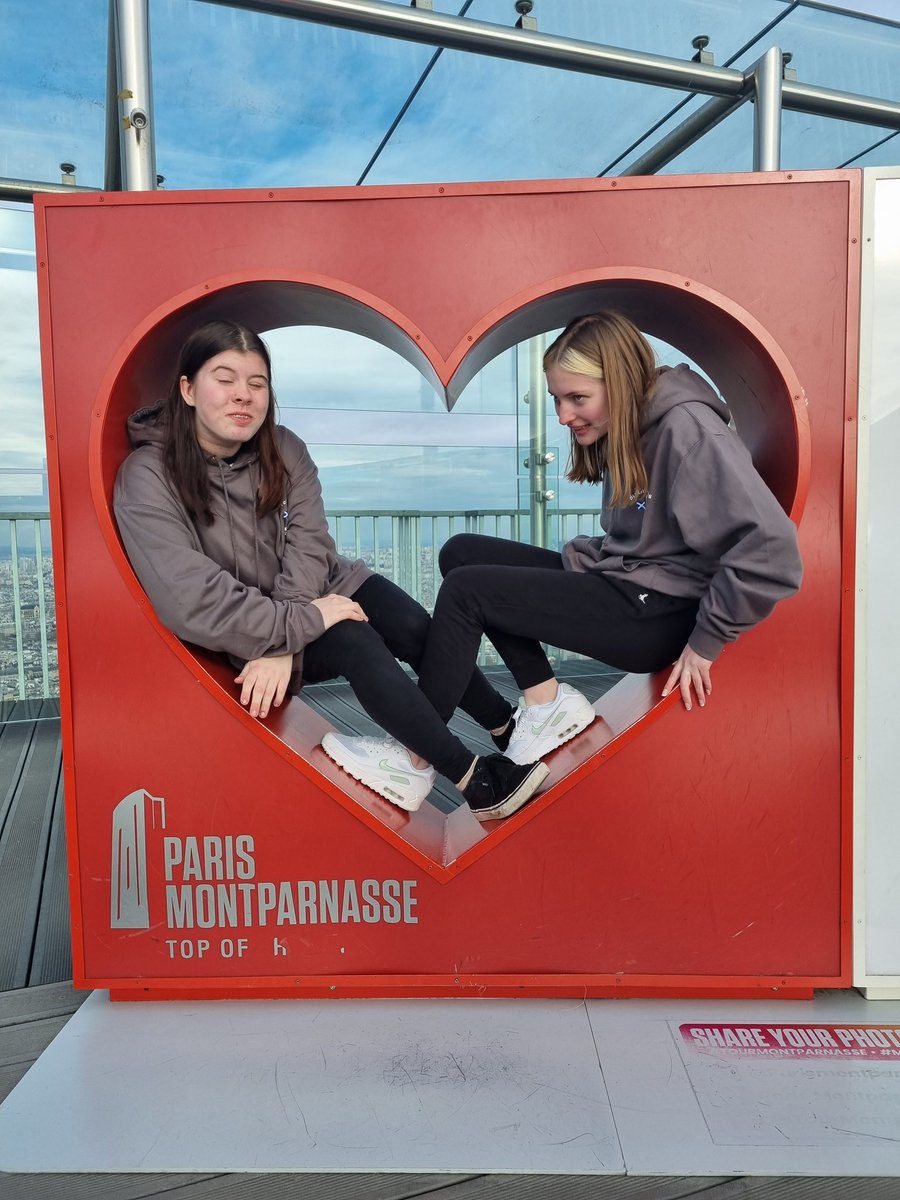 Finally in Paris! First stop La tour de Montparnasse. Spectacular views 💙
#BrechinParis23 <a href="/BrechinLanguage/">@BrechinLanguages</a> <a href="/BrechinHigh1/">Brechin High School</a>