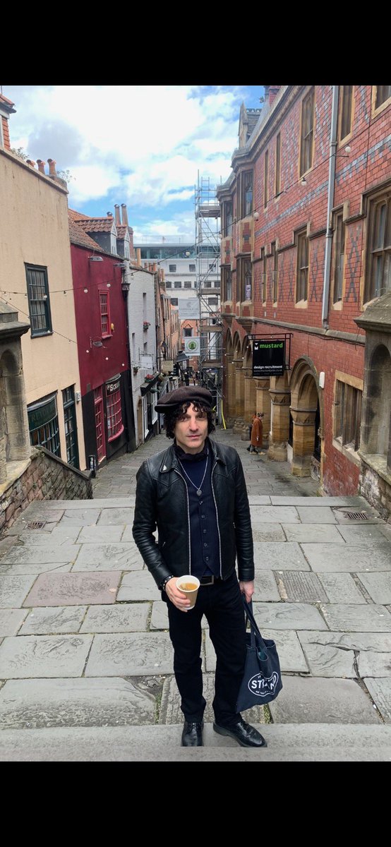 Walking around England wondering how 20 yrs have gone by. So grateful 4 all the support+frnds that came from that 1st album. Nice celebrating over here again where it all started.   Manchester is sold out tonight but a few tix left 4 London @TheGarageHQ seetickets.com/event/jesse-ma…