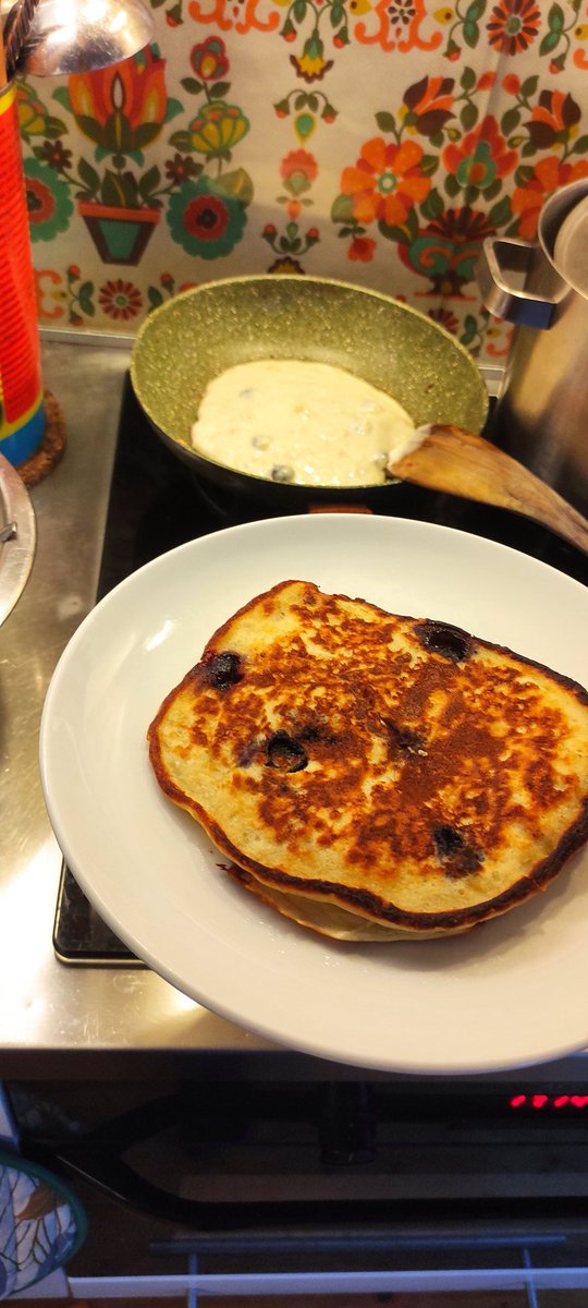 AMOnDuck tweet media