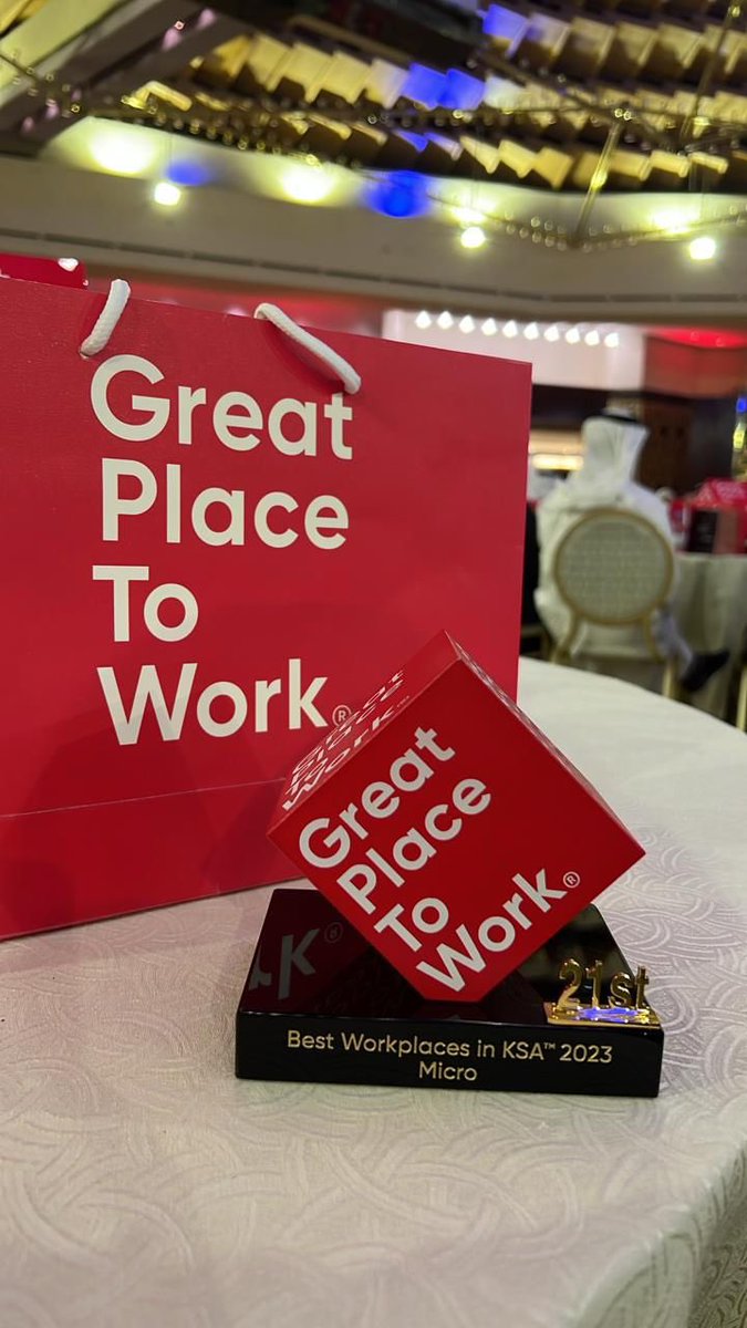 coREACHco's tweet photo. الحمدلله فازت كوريتش اليوم بجائزة #أفضل_بيئة_عمل في السعودية 😍✨

#GPTW2023 https://t.co/XmxLPq429W