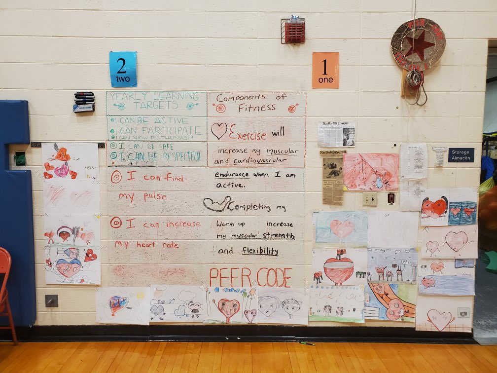 February is healthy heart month! Physical Education healthy heart targets in Sanchez PE class. Mr.Keane setting up Sanchez kiddos for success❤️ #WeAreCrew#SanchezUACrew#AllDayEveryDay <a href="/urbanleaderEv/">Evelyn Overton</a> <a href="/msanchez_crew/">Maria Sanchez School</a> <a href="/HPSArtsWellness/">HPSArts&Wellness</a> <a href="/Ms_Zanghi/">Jess Zanghi</a>