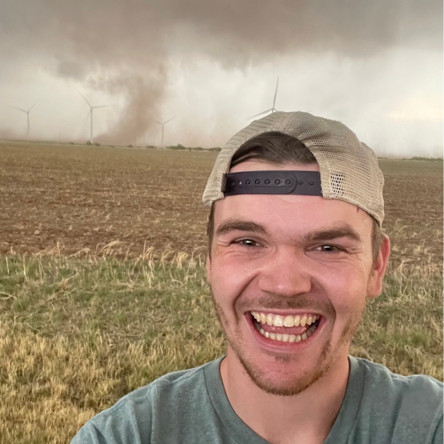 MarineWXCenter's tweet photo. The next meteorologist to introduce is Matthew Bostrom.

Matthew is the newest addition to the team. He graduated from Mississippi State University with a B.S. in Meteorology. Originally from Michigan and now living in Florida, Matthew grew up experiencing all sorts of weather... https://t.co/xKRTg3UKul
