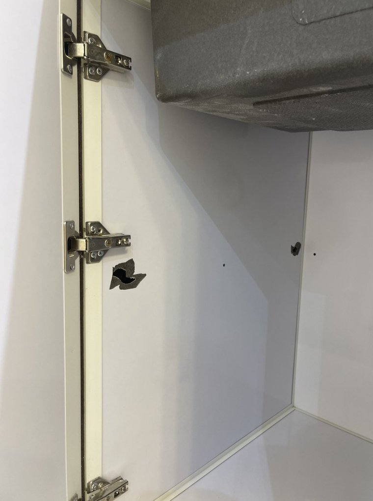 kitchen_911's tweet image. تخيل مطبخ ٥٤ ألف وآخرتها يكون فورميكا أو HPL 

نصيحة لو مطبخك ألمنيوم وتبيه للعمر 
انتبه يكون فيه فورميكا