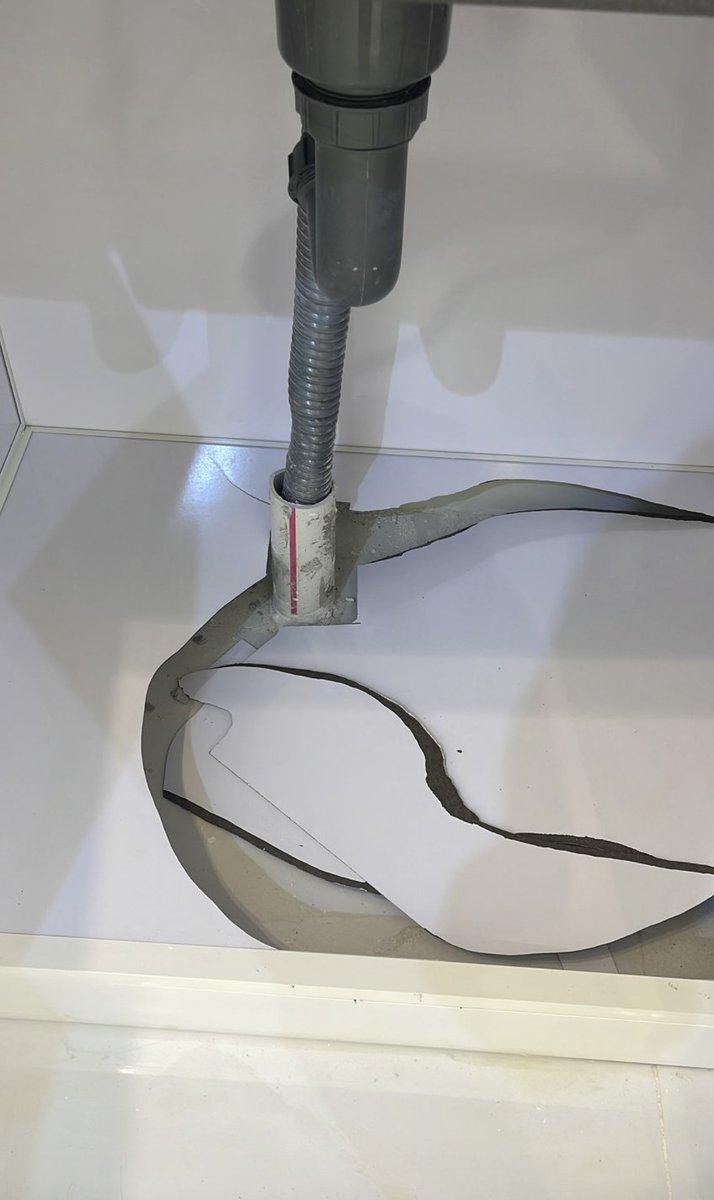 kitchen_911's tweet image. تخيل مطبخ ٥٤ ألف وآخرتها يكون فورميكا أو HPL 

نصيحة لو مطبخك ألمنيوم وتبيه للعمر 
انتبه يكون فيه فورميكا