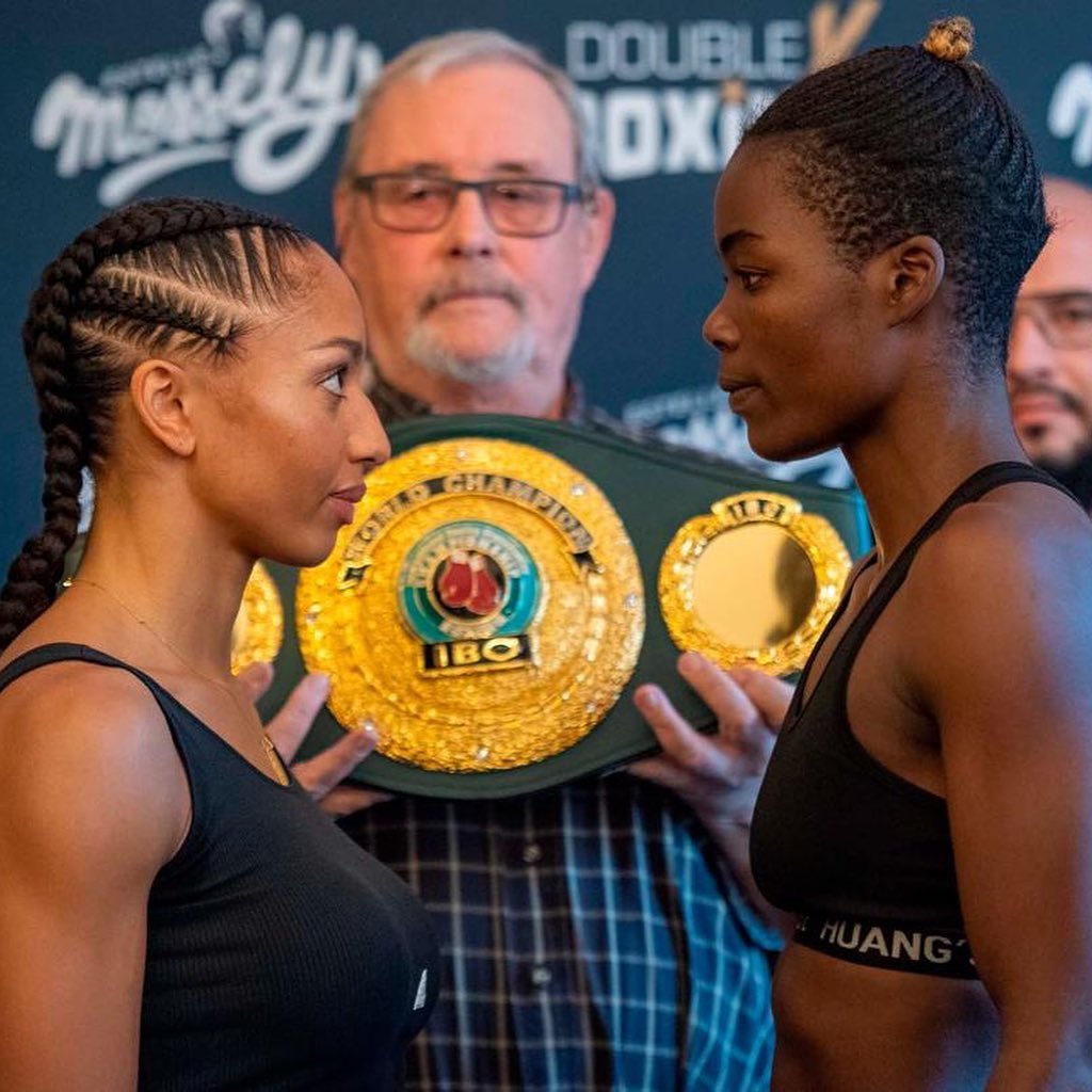 BoxingLyon's tweet photo. ⚖️ Jour de pesée
J-1️⃣ avec le combat d’@EstelleMossely qui défendra demain soir son titre mondial IBO 🥊
#Boxe #BLU #Boxing #BoxingLyonUnited #Ring #Training #Lyon #Motivation #DoubleYBoxing #TeamMossely https://t.co/flmU65ILB9