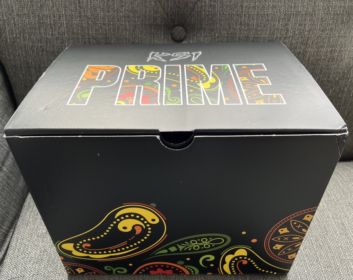 prime_tracker's tweet image. 🤯🤯🤯🤯

This bundle takes the idea of PRIME as a collectible to a new level!

If the bottles are limited run, they need to at least swap Orange for Orange &amp;amp; Mango after that run ends. It. SLAPS. Hard.

Thanks to team PRIME for this! 🔥🔥🔥