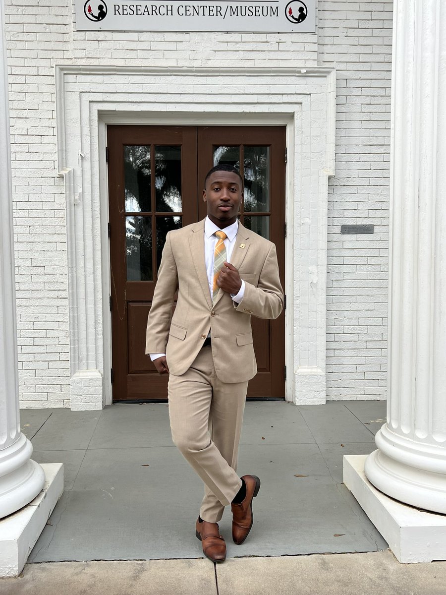 diobycherisme's tweet photo. Greetings I am Dioby Cherisme a 2nd Year Cybersecurity scholar and I want you to re-elect me to continue serving you!of this great institution as one of your 8 junior senators.
#famuelections #famu25 #famu26 #famu23 #famu24 #juniorsenator #famutransfers #famuec https://t.co/w0mC3ajZ2h