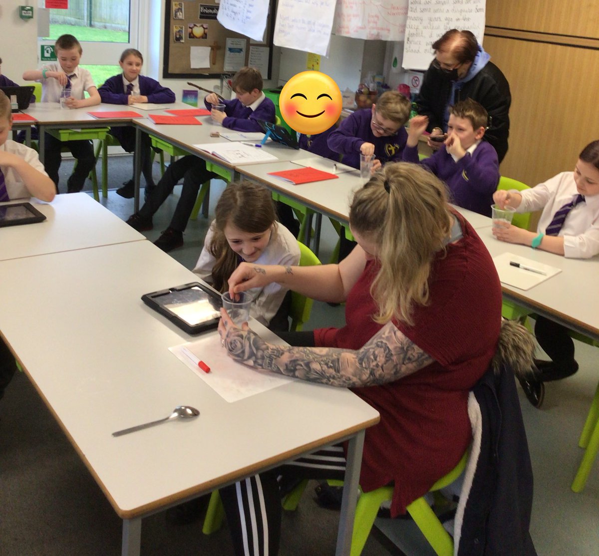 BirchwoodCE's tweet photo. Year 5 just wanted to say a big thank you to the parents who joined us this afternoon to take part in our science investigation! We love having you involved in our learning - especially science! @allaboutstem @MCSTEMHub #bcepsscience #bcepsyear5 #bcepsparents https://t.co/4zXkKr5LnL
