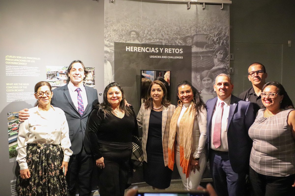 mario_arce1's tweet photo. Y finalmente un recorrido por el Museo Nacional donde recordamos gran parte de nuestra historia como costarricenses. Desde la Presidencia Ejecutiva estamos totalmente comprometidos con potenciar y apoyar todas las actividades culturales.
2/3 https://t.co/EJpo31I6Xk