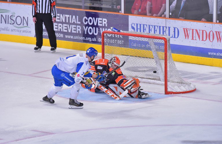 MickGta's tweet photo. @ProHockeyNews @PHN_Podcast @steelershockey @SheffieldArena @FifeFlyers @hockey_laura @FifeFlyersOSC  some photos from last nights game in Sheffield in @ProHockeyNews                     https://t.co/dio5CRh5gM https://t.co/AwiKnsTGRI