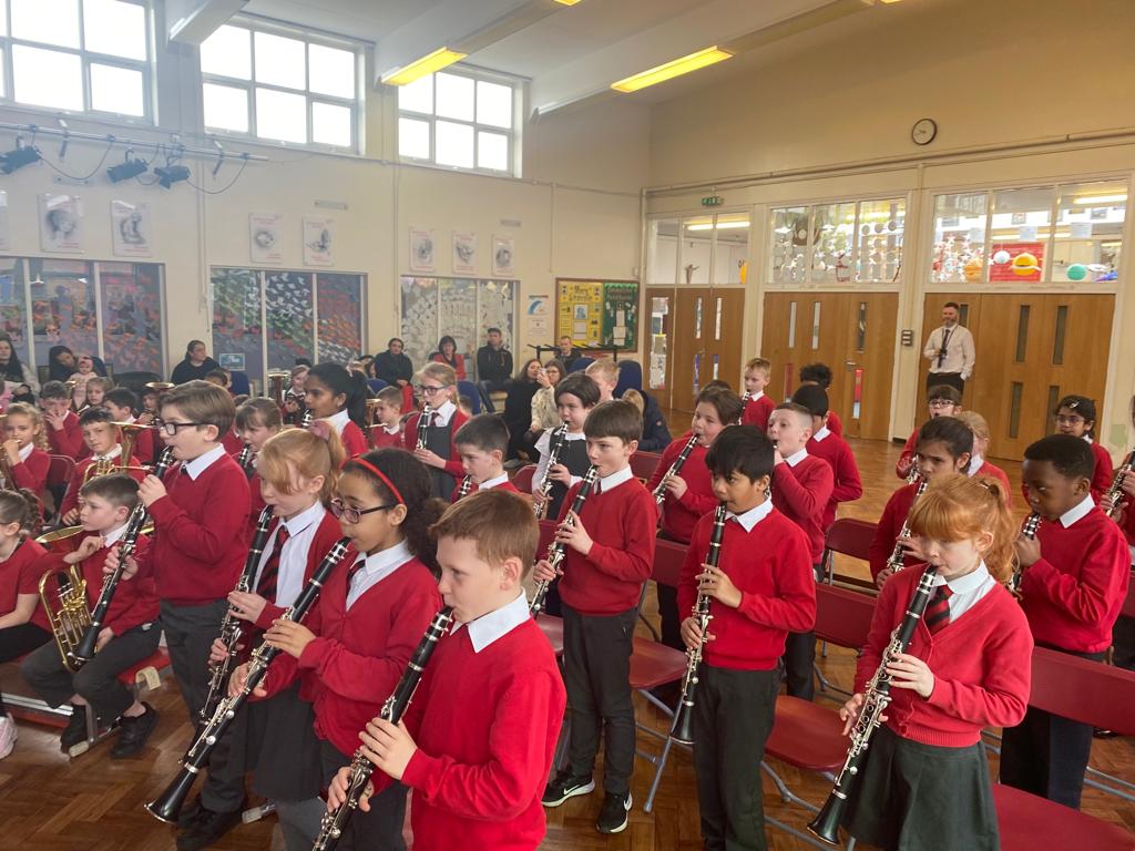 StTomMore's tweet photo. #ExcellenceandFun #STMMusic ๐ถ https://t.co/L7Bt1W4Umk