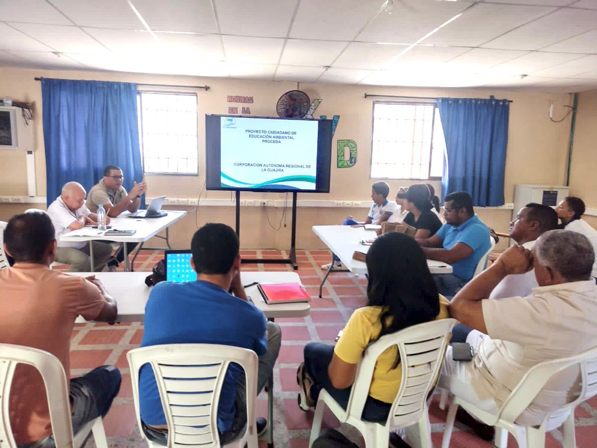 CORPOGUAJIRA's tweet photo. Acompañamos y asistimos a un grupo docentes, líderes sociales y comunidad en general, sobre la implementación de sus #PRAES y #PROCEDAS en el corregimiento El Totumo, en San Juan del Cesar. https://t.co/jXW8yMrQrn