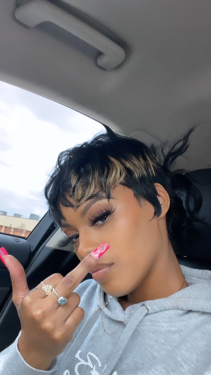 itskedollasign's tweet photo. fine as wine 🥂 https://t.co/TyckVCSxSn