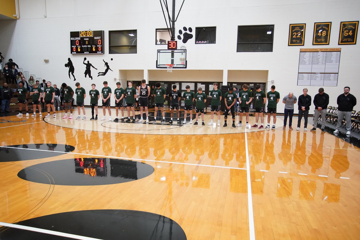 AdrianBulldogs's tweet image. Last night the @acwb_basketball @HopeAthletics @AdrianMBB and @AlmaScots teams took a moment of silence before the games as each team wore shirts saying "We Stand With State" in honor of the recent tragedy at Michigan State University

@MIAA1888 #d3hoops #MSUStrong #SpartanStrong