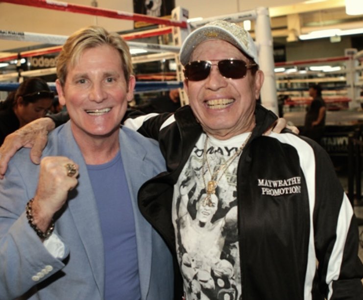 SmittyBoxing's tweet photo. TBThursday with the late great Trainer/Cutman Rafael Garcia a man and friend who always brought a smile to my face. #tbt #boxingtrainer #boxingcutman #titleboxing #floydmayweather https://t.co/yWb3DRQxVe