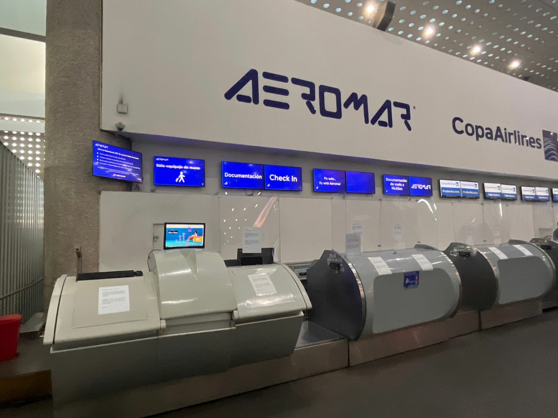 lajornadaonline's tweet image. #Dinero, columna de @galvanochoa 

Son dos las #aerolíneas que han dejado de volar: primero #Interjet y ahora #Aeromar. Otra, #Aeroméxico, acaba de salir de un complicado proceso de ajuste. bit.ly/41czpnk