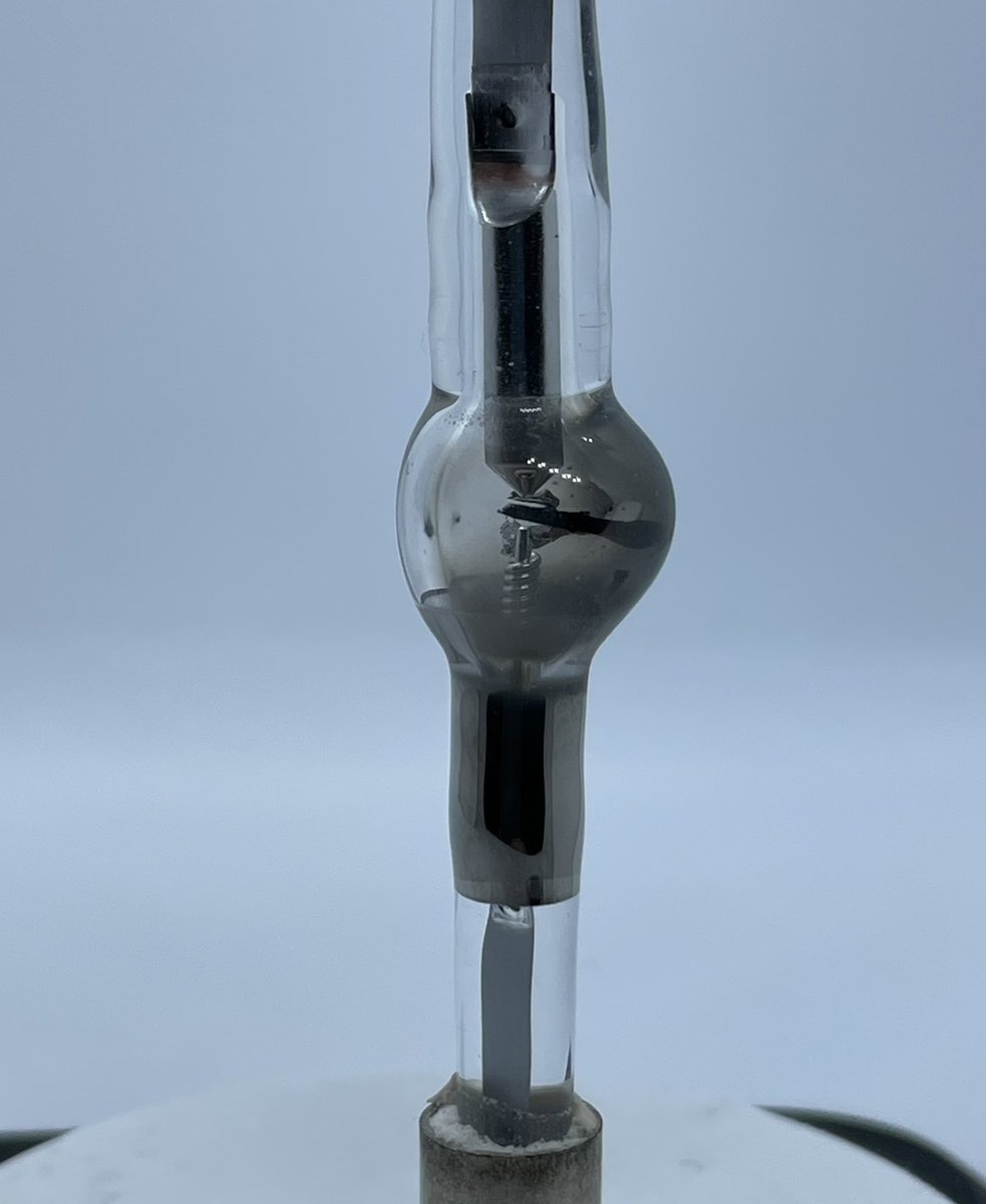 Found this old 100W mercury bulb. Well over 300hrs. Lucky not to explode.
#Microscopy