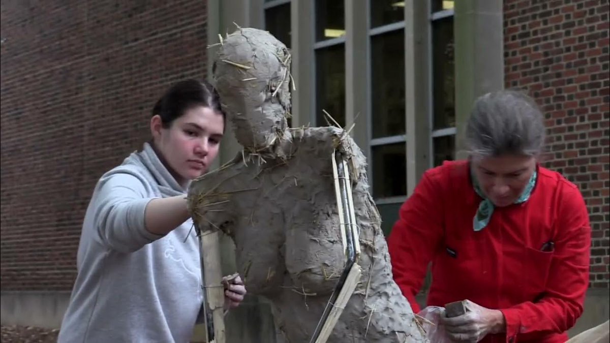 Wasn't able to check out Fall '22's pop up art sculptures? No worries we've got you covered! Follow along in a quick 2 min video with STLI Student Partner, Ryan Harp, as he learns more about it.  🎨🎥youtube.com/watch?v=TzGgF3…