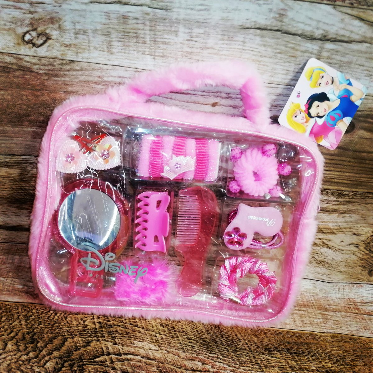 diverkinder's tweet photo. Los mejores accesorios para el pelo de las Princesas Disney para que tu niña se sienta como una auténtica princesa, los encontrarás en la Tienda Online de Diverkinder.

SIEMPRE AL MEJOR PRECIO.

https://t.co/YlIXXlcok1 https://t.co/LiwbhGIDrN