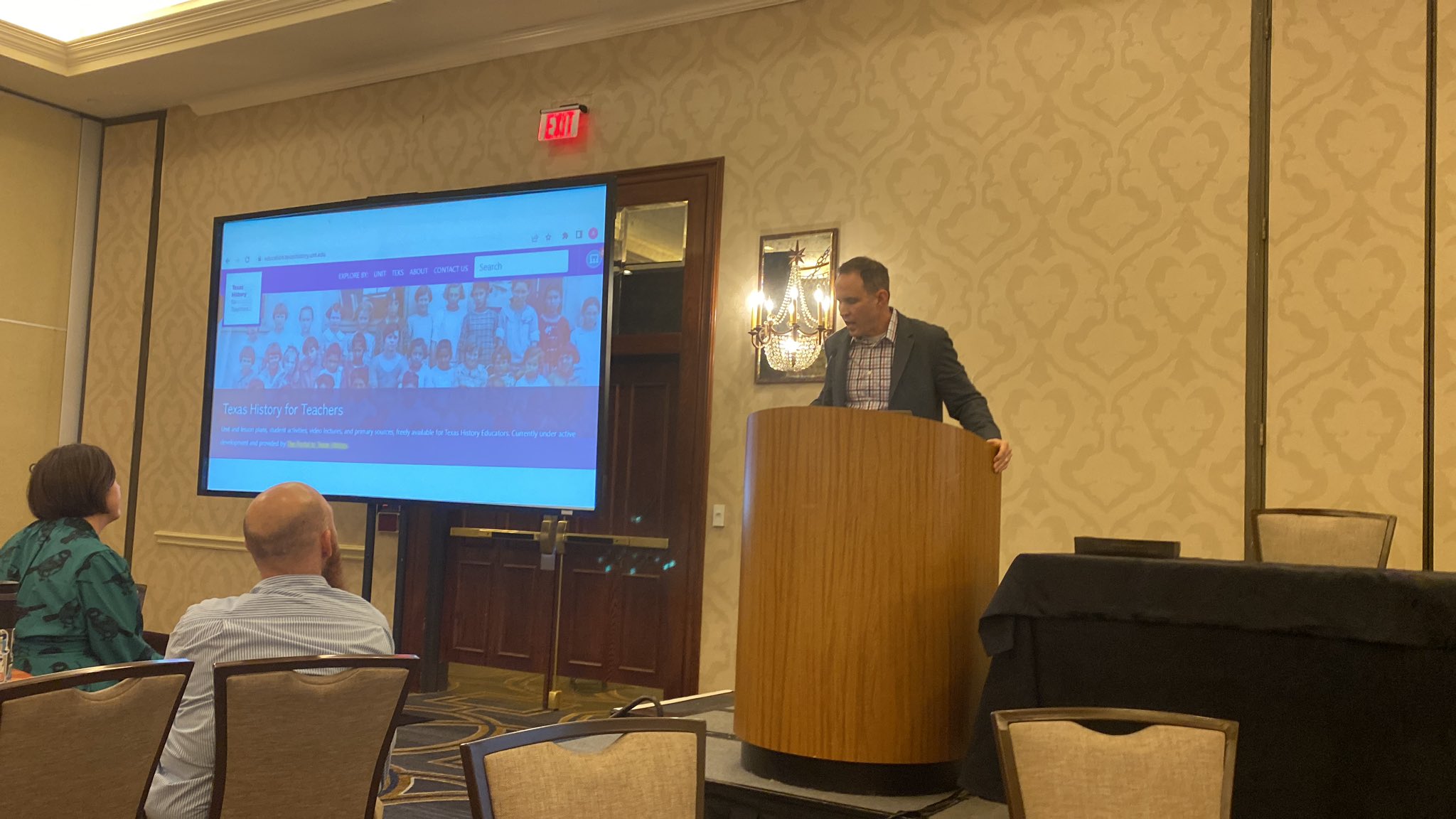 Meghan Dougherty (meg_dougherty) / Twitter