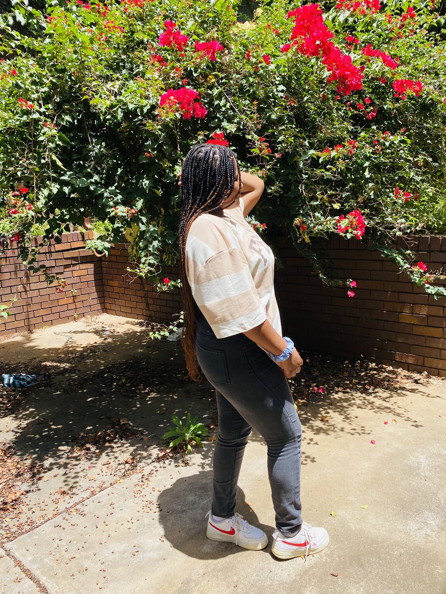 obendalo04's tweet photo. "You have to go where the story is to report on it. As a journalist, you're essentially running to things that other people are running away from." #TUTJOURN2023 #twitterchallenge https://t.co/SmYESzZSpC