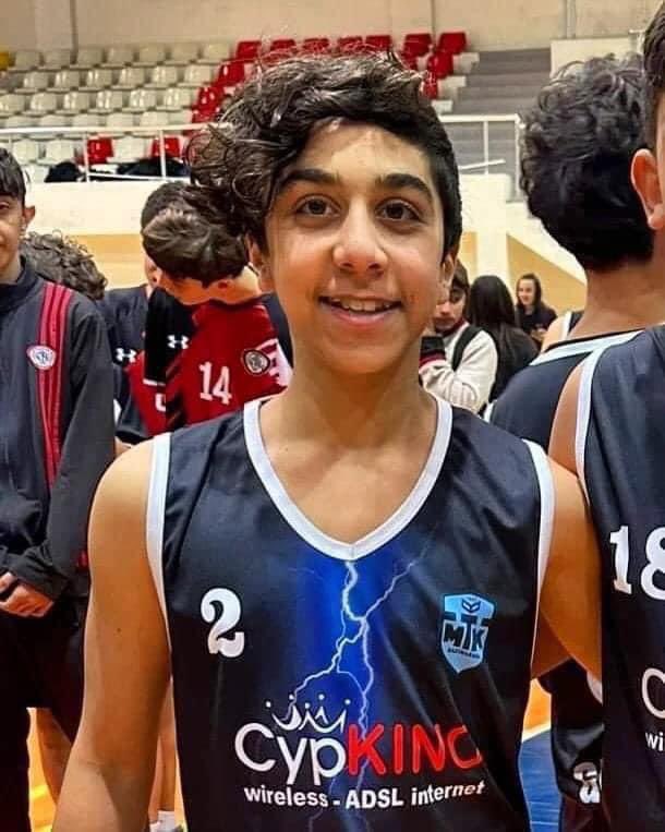 Evimi, yuvamı, ailemi, şehrimi karartan #isiaskatillericezalandırılsın #isiaskatilleritutuklansın