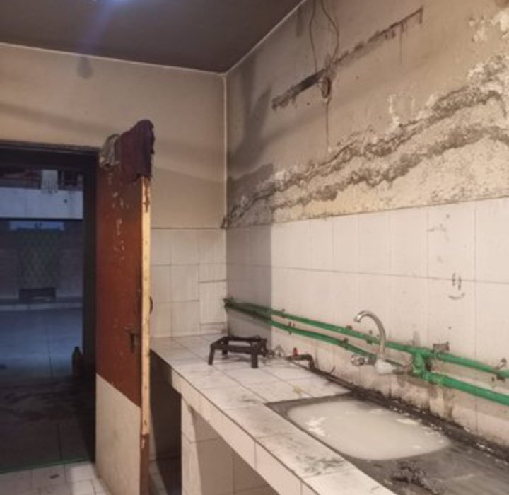nomanbadinii's tweet photo. #PunjabUniversity is more concerned to make investments on #HayaDay to show that all modesty of universe resides from PU but less empathetic to know what are the conditions of girls hostel inside.
#PUlahore
#PUMessisaMess
@ammaralijan @DrNiazAhmadSI @PU_OfficialPK https://t.co/YS6GyfcDaf