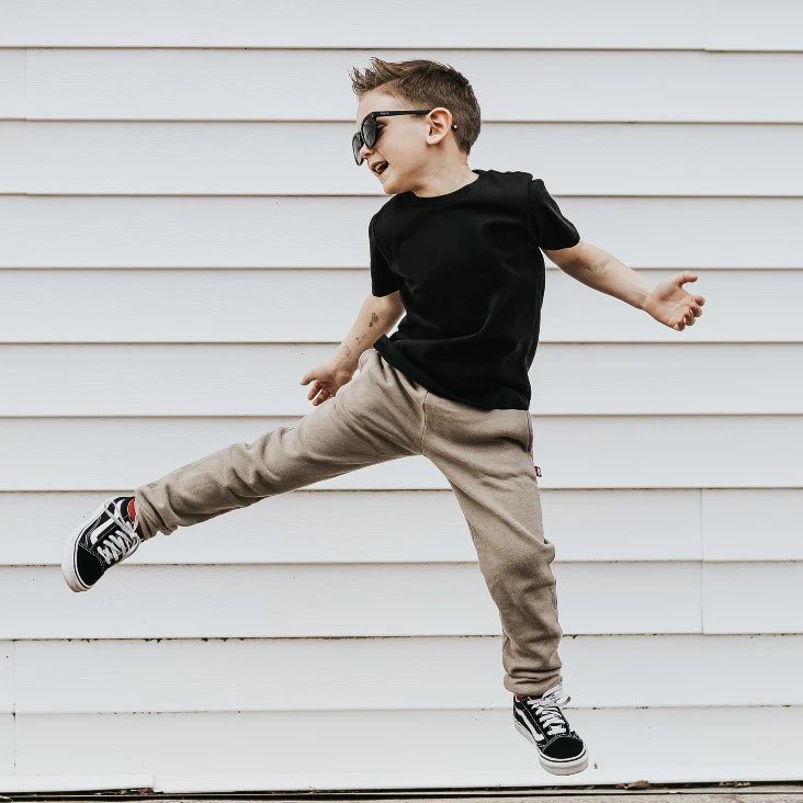 ➡️ BOY’S PANTS NEEDED!
<a href="/JresRockets/">JRES</a> 
Mrs. Patti is in immediate need of gently used or new small and medium boys pants.  Her totes are empty and any help is very much appreciated.  Please send items to the office.