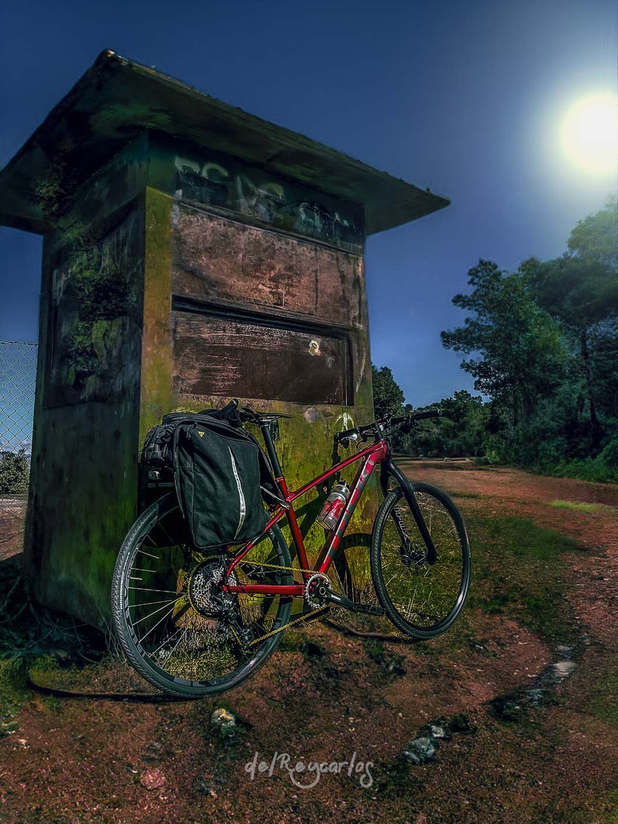 delreycarlos's tweet photo. #bikedream #urbanbike #bikeminimalist #bikelandscapes #gravel #gravelbike #gravelgrinder
#gravelride https://t.co/KeJmidAFOi