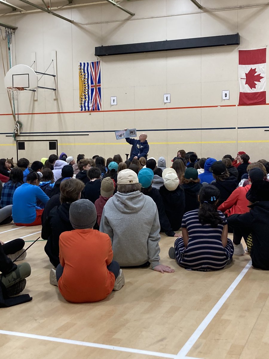 D.E.A.R day off to a great start with Mr Hope doing story time with our upper intermediates! <a href="/ElemHawthorne/">hawthorne.elem</a>