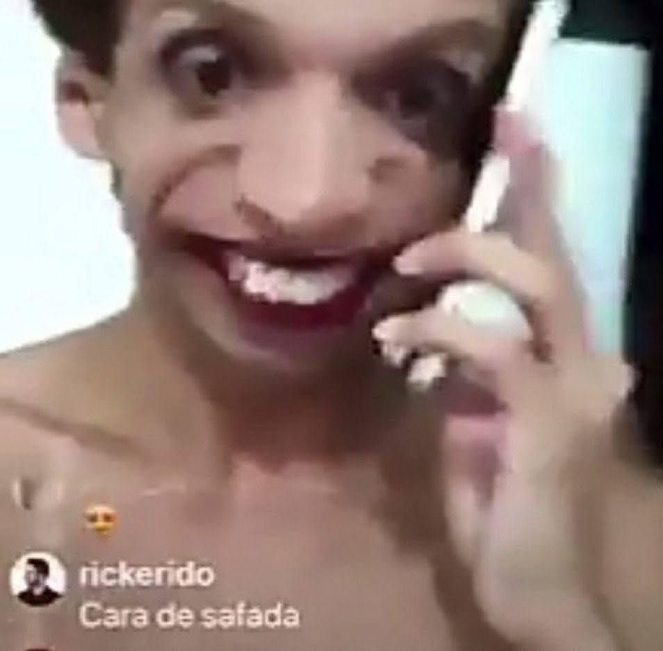 dleinian's tweet photo. acho incrível como o newjeans vai em contrapartida de como funciona os streams no kpop
é comum os artistas ter mais stream no youtube do que no spotify, mas elas fazem diferente. os números das meninas no spotify que é superior https://t.co/2KxjuMbfTy