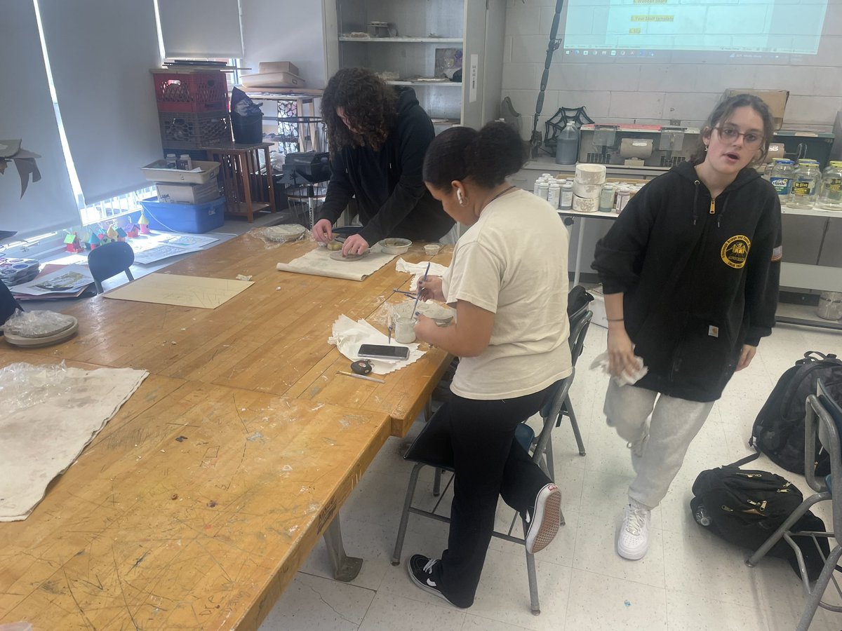 Lizabeth tweet media