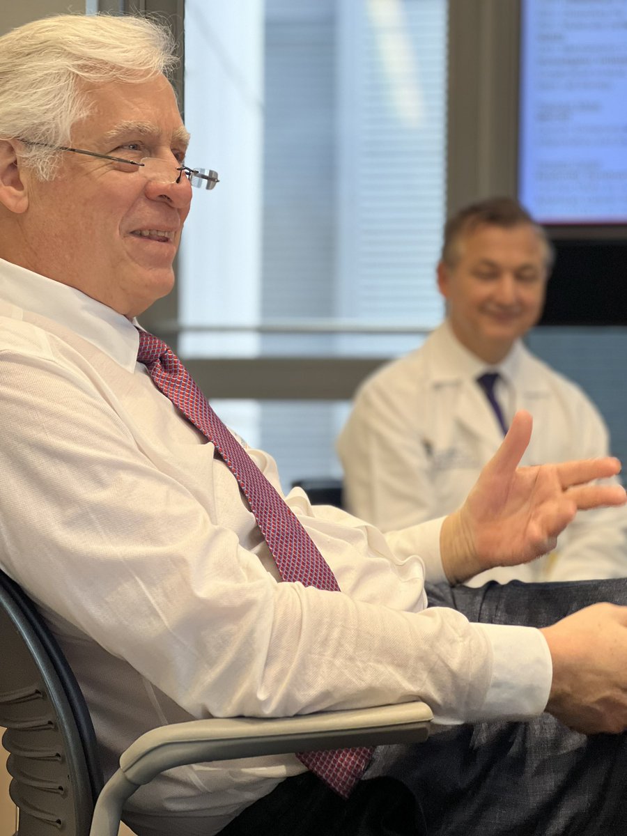 meier_raphael's tweet photo. Fantastic @MarylandSurgery #grandrounds by Dr. John Roberts from @UCSFTransplant talking about clinical and basic science #research in #transplantation | @MarylandSurg @cllaucll2y @DanielMalufMD @ValeriaMas11 @ChandraSBhati @ASTSChimera @UNOSNews https://t.co/2ga5TZOaEm