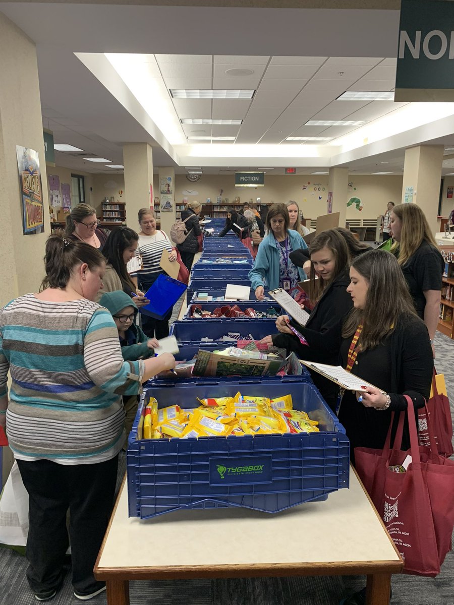 Today Teachers’ Treasures came to JGE and allowed staff members to shop for free classroom supplies. It was a great afternoon!