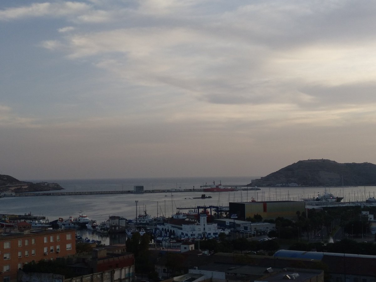 @GinesinM @RealOviedo #CartagenaRealOviedo.
#Cartaginense51.
Puerto de Cartagena lo que no se podrá ver nunca en Murcia: