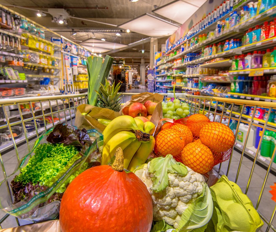 PinkNinjaBlogg's tweet photo. Looking at the never ending increasing cost of groceries and wondering how to make ends meet? Some great tips & tricks!
EXCLUSIVE INTERVIEW with Chef Amy Power of Fed & Frugal!
Details π https://t.co/L5HtHcm3pU
#FedAndFrugal #TipAndTricks #Savings #AmyPower #MillionStories https://t.co/LezPiu3x9z
