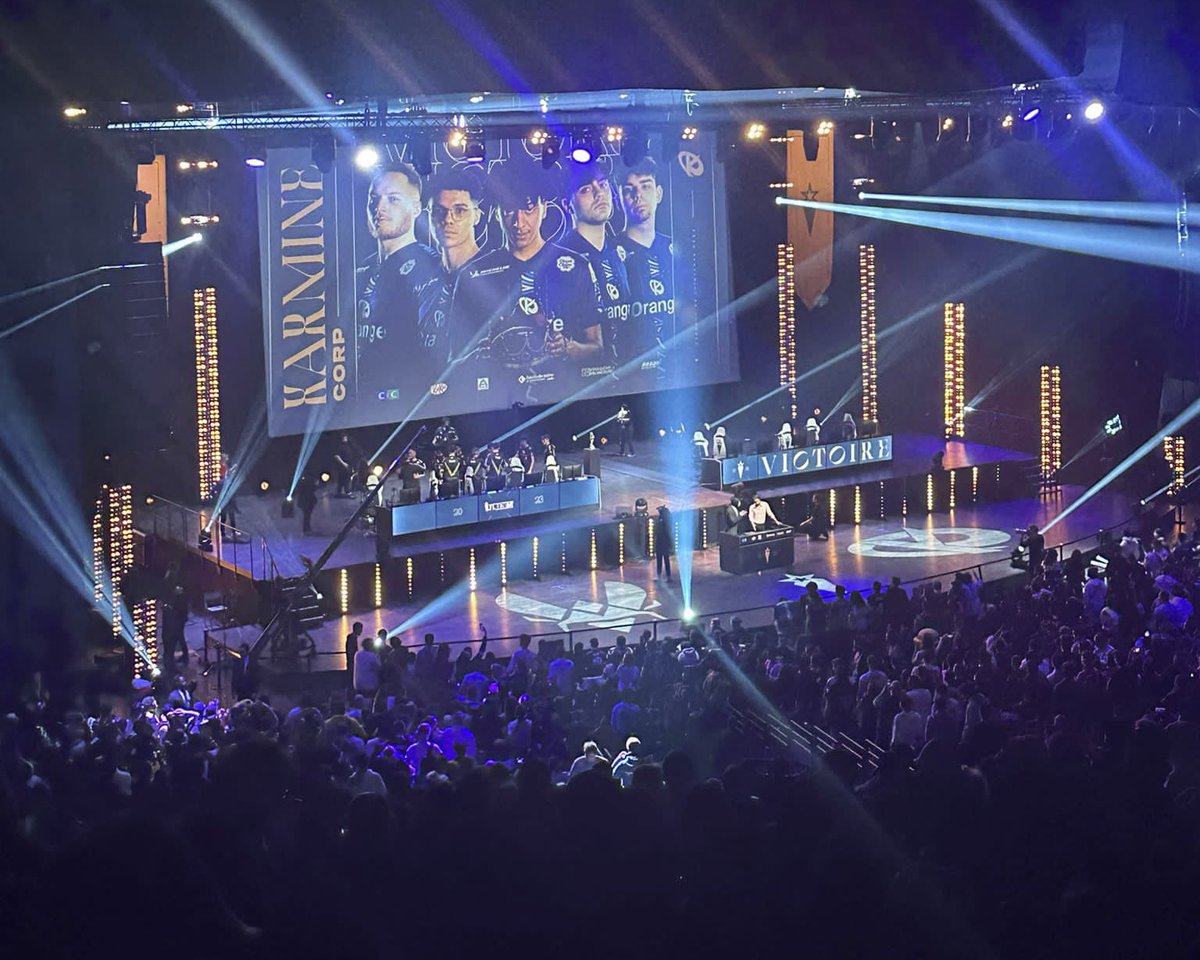 🔚 Le #LFLCICDay, c'est fini ! 
👏 Bravo à tous les joueurs et merci pour cette soirée incroyable 🎆
➡️ RDV sur les réseaux sociaux du CIC, partenaire fondateur de la #LFL, pour retrouver de nombreux contenus #esport.
#CIC_Esport