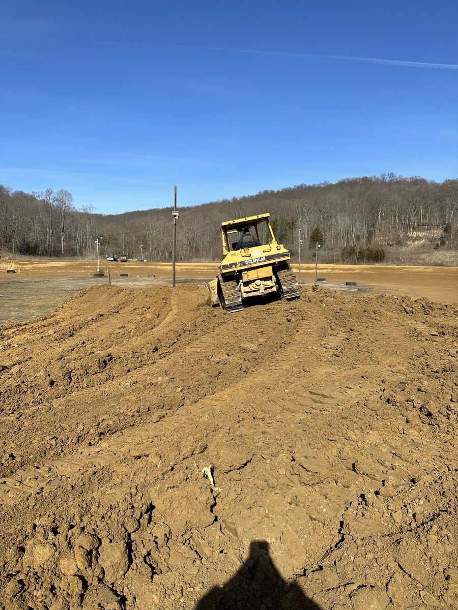 From 1 mile to 3/8 of a mile ….. we’re ready to get started! New ownership, shorter track, updated concessions, updated restrooms, updated stands for spectators viewing…… we’re going BIG this year!! #dirttrack #racing #trackowner