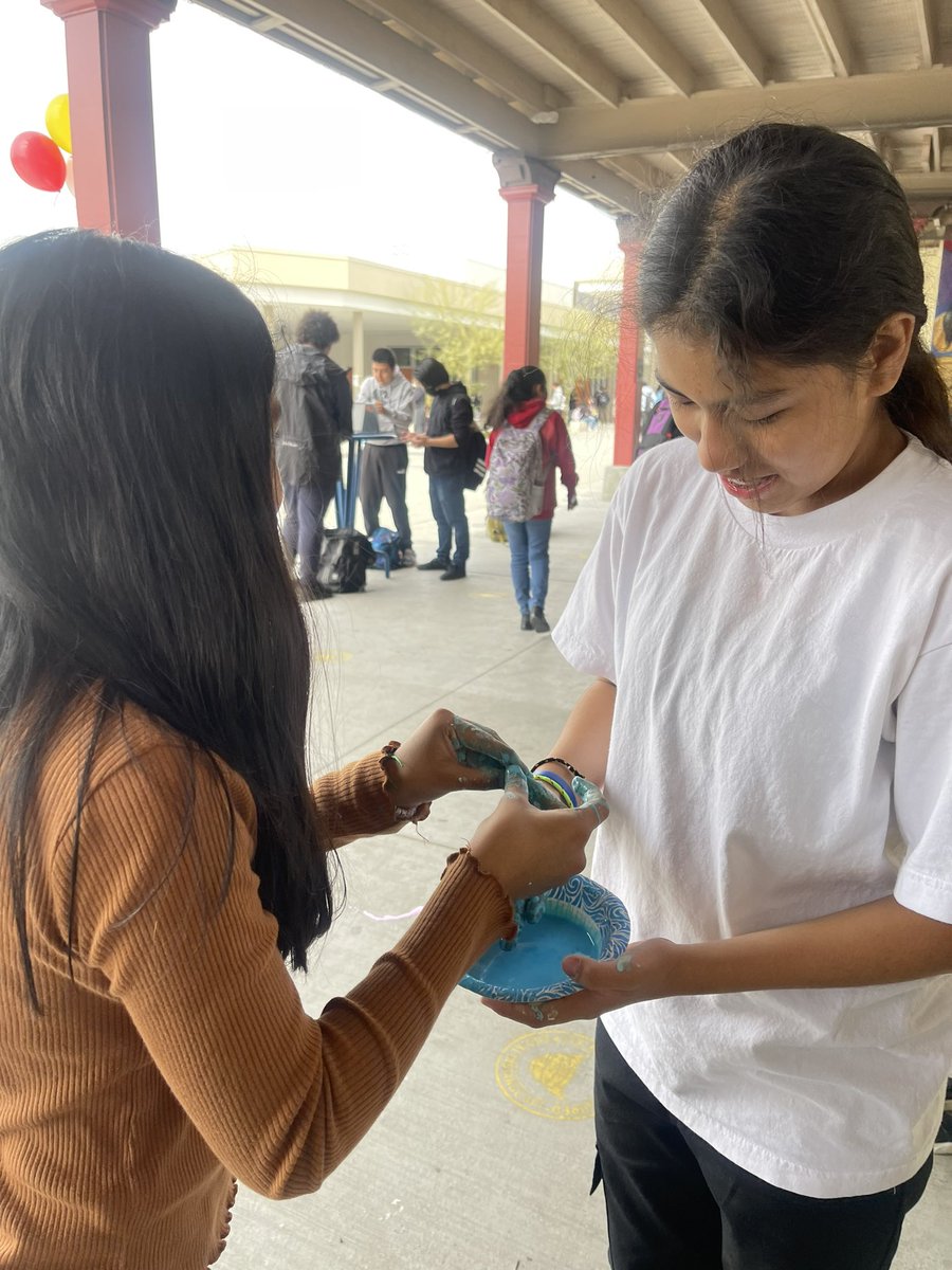 FoshayLC's tweet photo. A special thanks to this group of @UCLA Ph.D. students for donating their time to demonstrate science to Foshay students #stem #steam #scientists #scientistsofcolor #blackhistorymonth2023 https://t.co/fDDvIEdZj6