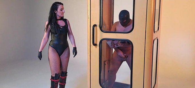 📢Introducing my new video!🎥  🤩 Spit on and jerked off in the phone booth 🤩[1080p]  👉https://t.co/1suZctRm95👈  @faphousecom<a href="/tag/bdsm"class="tags"><span>#bdsm</span></a><a href="/tag/femdom"class="tags"><span>#femdom</span></a><a href="/tag/german"class="tags"><span>#german</span></a><a href="/tag/slave"class="tags"><span>#slave</span></a><a href="/tag/handjob"class="tags"><span>#handjob</span></a>