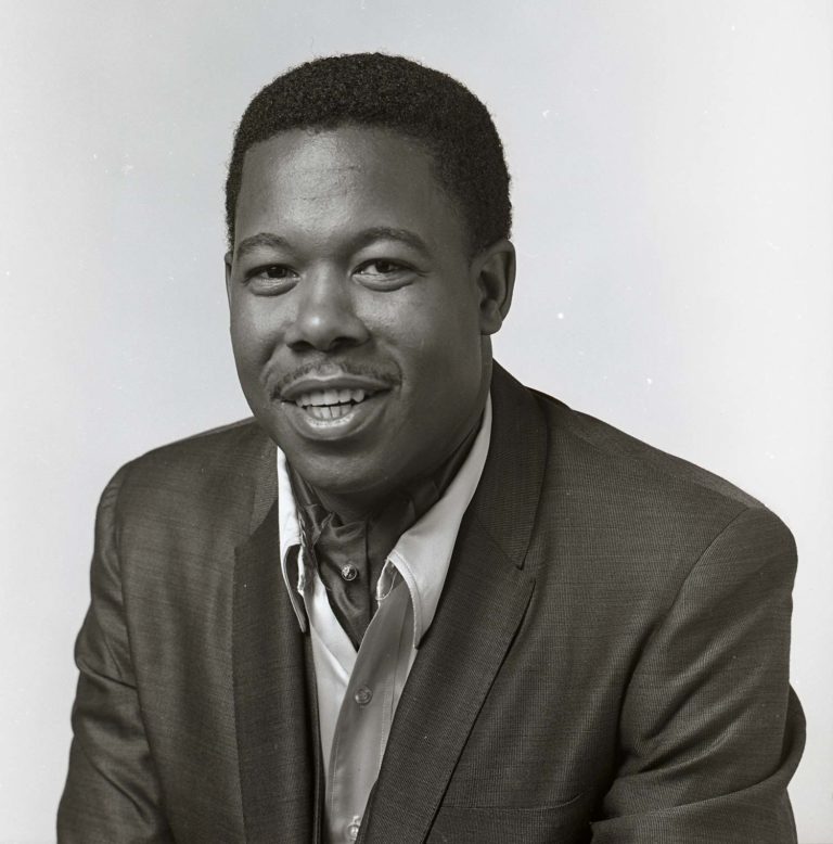 StaxRecords's tweet photo. #WATTSTAX Artist Spotlight 🌟 As we count down to the release of our 50th anniversary Wattstax collection on February 24, we’re spotlighting some of the  artists who graced the stage that day. First up: EDDIE FLOYD! He performed his iconic hit “Knock on Wood.” https://t.co/sTz2eUlweH