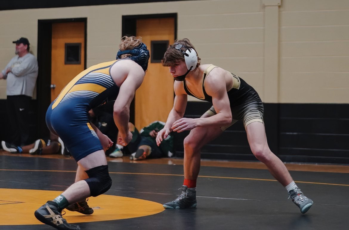 SpringfieldWre2's tweet photo. Two more days until our 5 #bruisebrothers travel to Antioch for Sectionals. Wish the guys good luck and letβs get some tickets punched to the state tournament! #sptstrong #shswrestling https://t.co/Sfqp1QozQt
