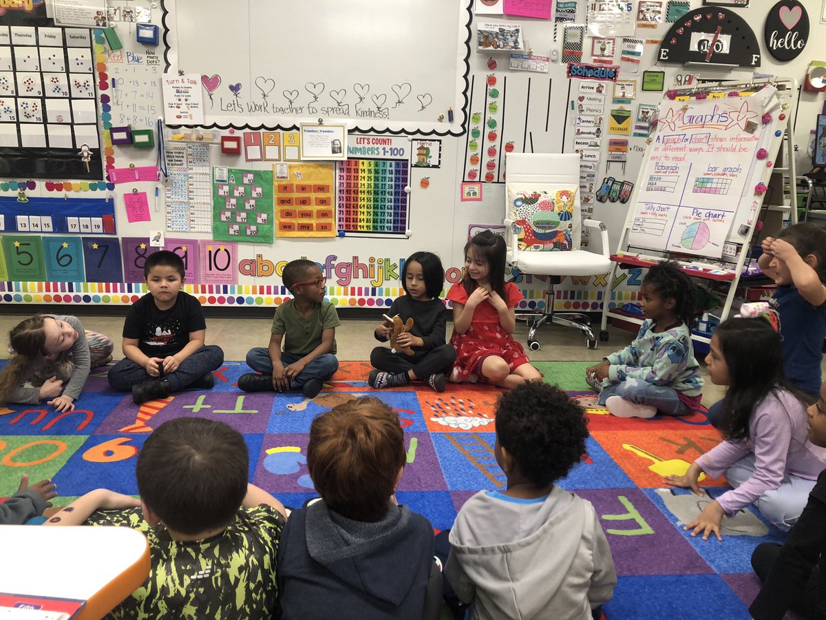 My heart ❤️ is full! @reiff_rachel your kinder cuties are rocking Number Corner! From “Scooting to the Perimeter”🎶 to Crandle the skip counting 🦀! Did I mention listening to 5/6 year olds justify their 🤔 thinking! 🤯 #itcanbedone @HumbleISD_CE @HumbleElemMath