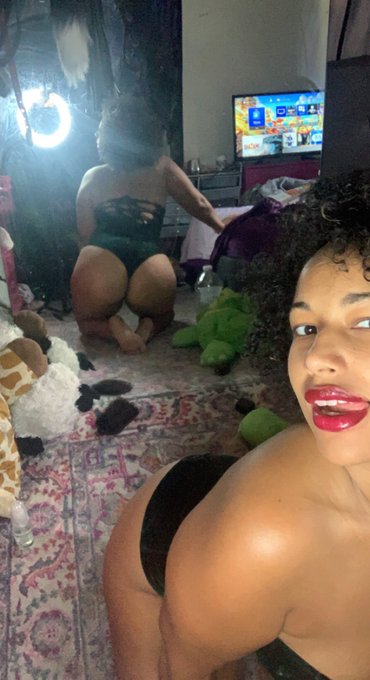 Let&rsquo;s play a game https://t.co/wlJ9IlekPx